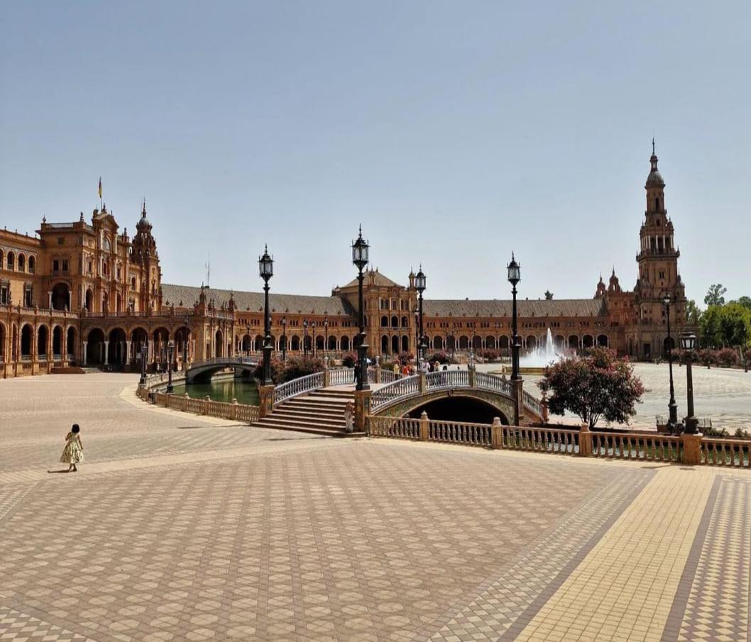 Triana Stay Seville Luaran gambar